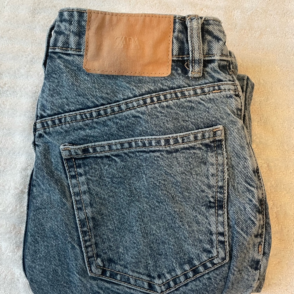 Zara Vintage Denim Wash Jeans